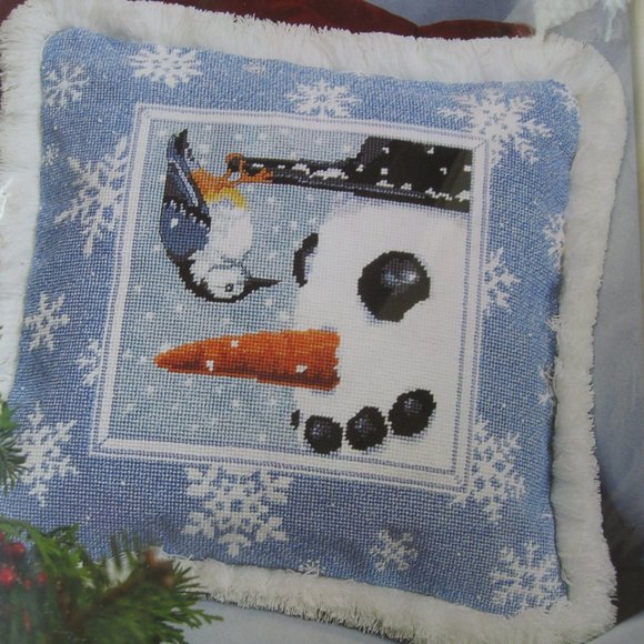 Dimensions SNOWFLAKE PALS Needlepoint Pillow Kit #9138 Snowman Bird 12"x12" 2006 - Picture 3 of 9